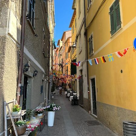 La Torretta A San Terenzo Hotel Lerici Luaran gambar