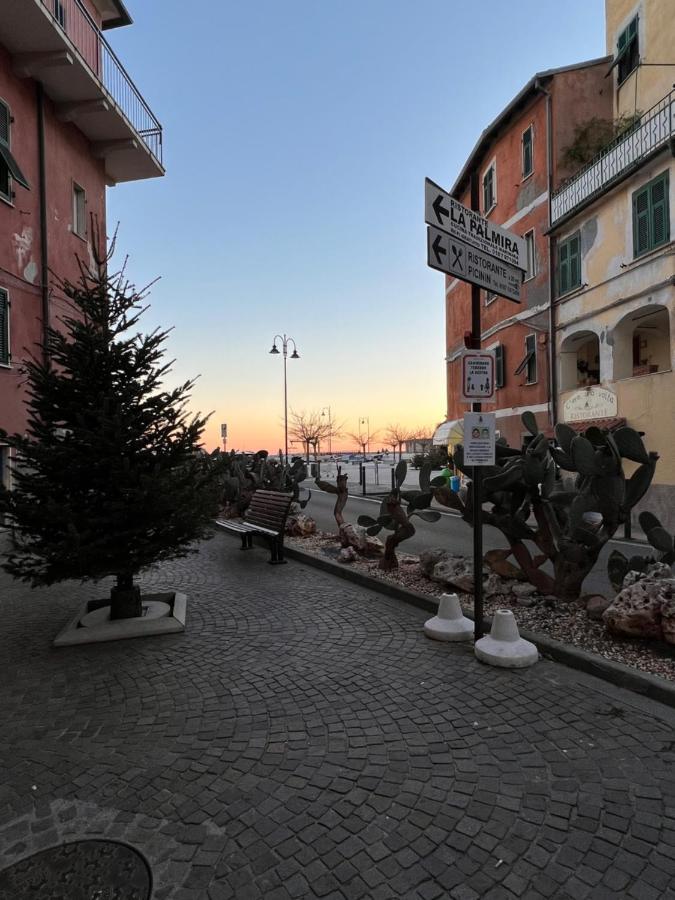 La Torretta A San Terenzo Hotel Lerici Luaran gambar